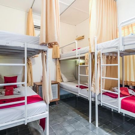 Reddoorz Hostel @ Kotagede Γιογκιακάρτα Εξωτερικό φωτογραφία